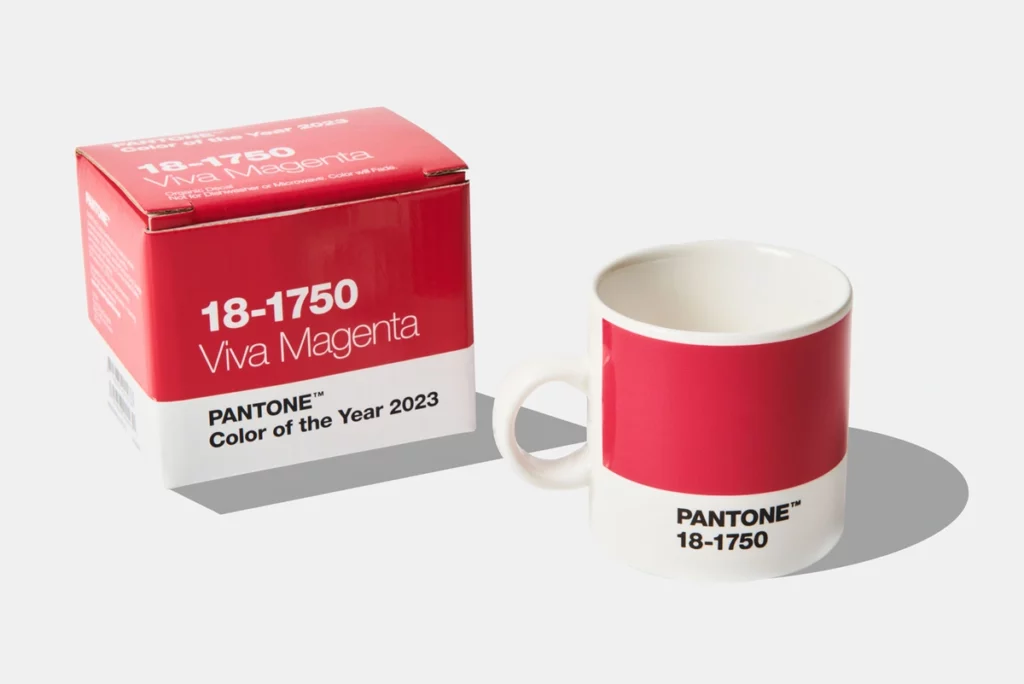 Viva Magenta el color del año 2023 de Pantone
